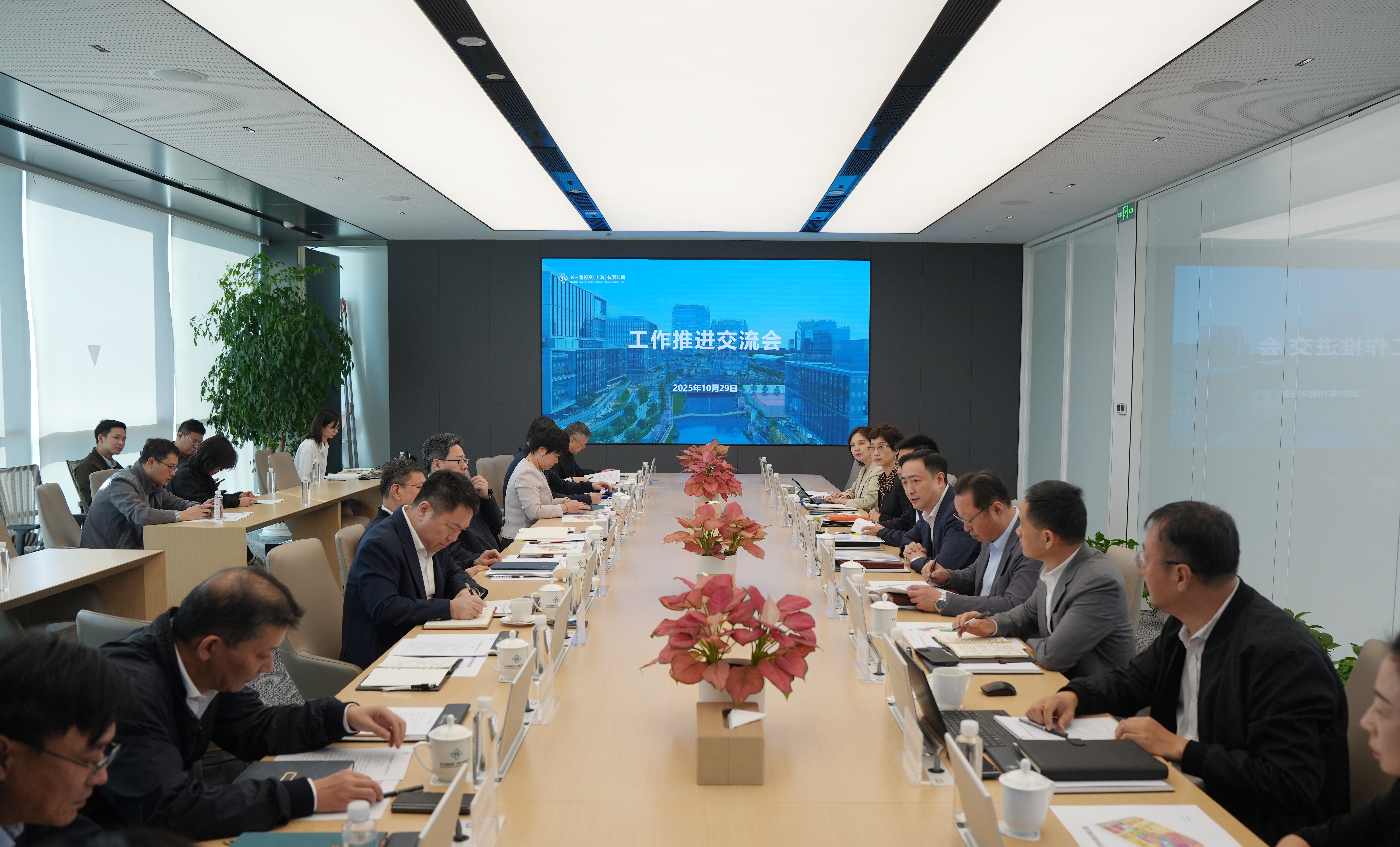 ab821e6d-2792-4271-baee-4872b2f41d6e